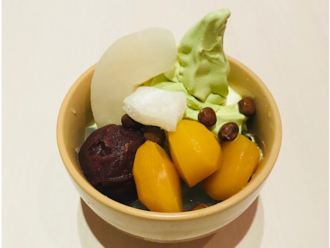 クリームあんみつ